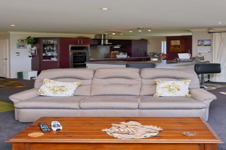 Photo of property in 1412 North Eyre Road, West Eyreton, Rangiora, 7475