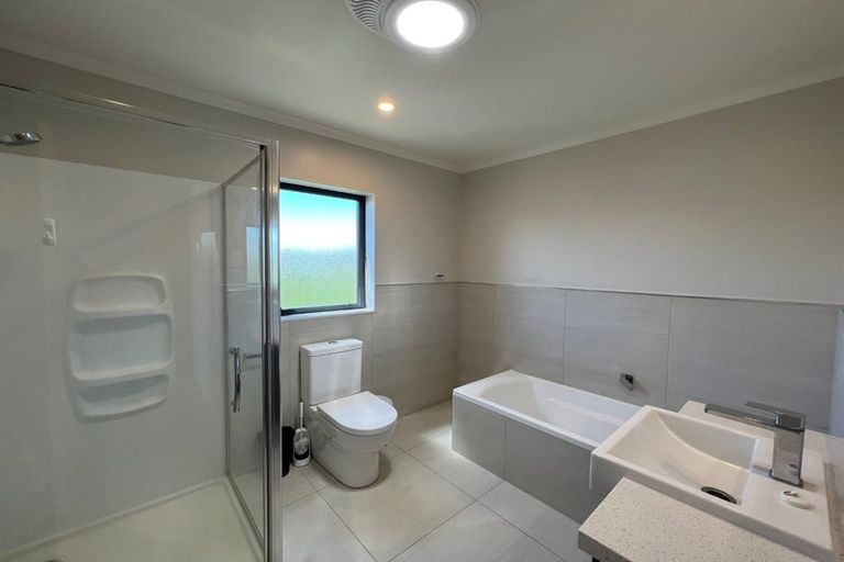 Photo of property in 16 Riviera Drive, Flat Bush, Auckland, 2019
