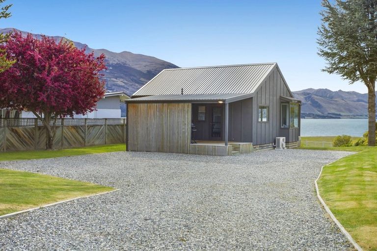 Photo of property in 266 Lakeview Terrace, Lake Hawea, Wanaka, 9382