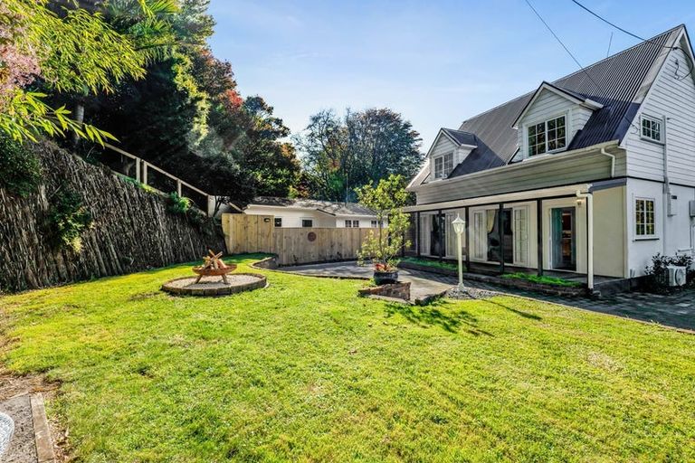 Photo of property in 27 Saxton Road, Upper Vogeltown, New Plymouth, 4310