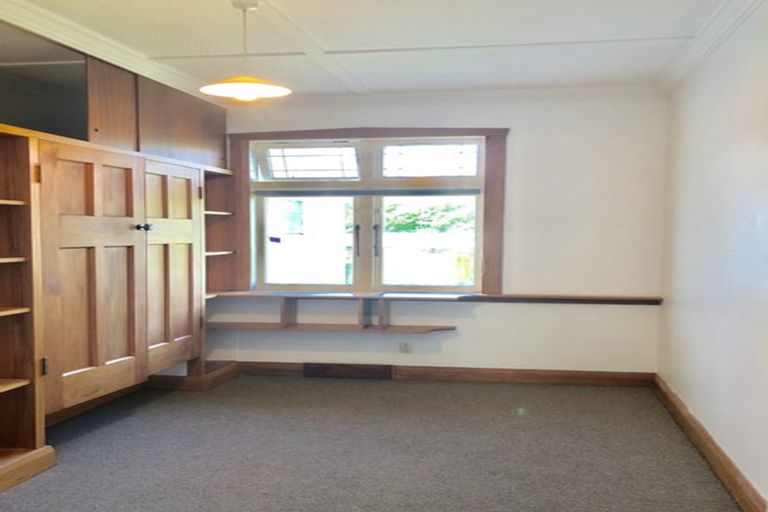 Photo of property in 67 Friend Street, Karori, Wellington, 6012