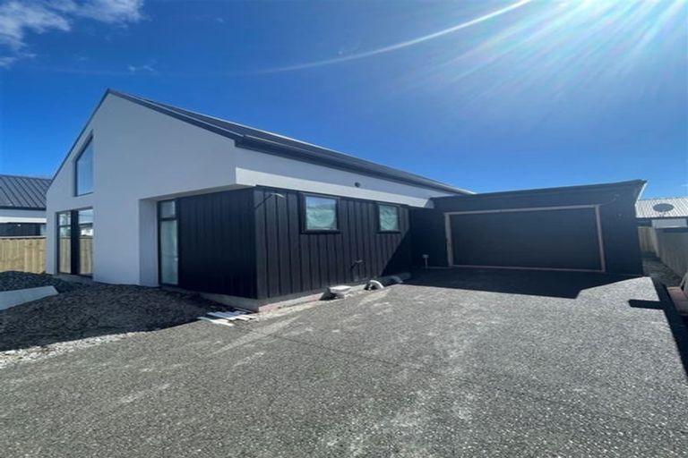 Photo of property in 1b Maelor Place, Bryndwr, Christchurch, 8053