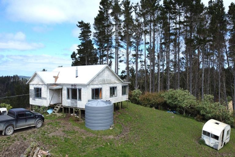 Photo of property in 623 Bickerstaffe Road, Maungaturoto, 0587