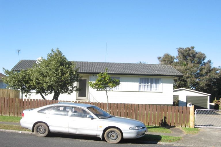 Photo of property in 23 Aarts Avenue, Manurewa, Auckland, 2102
