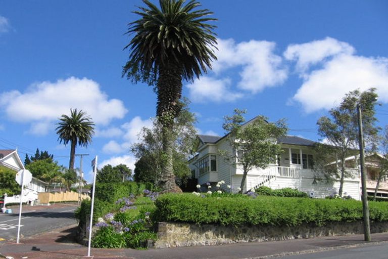 Photo of property in 65 St Vincent Avenue, Remuera, Auckland, 1050