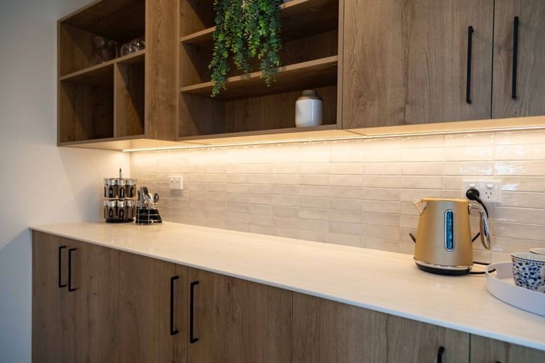 Photo of property in 15 Gisele Crescent, Halswell, Christchurch, 8025