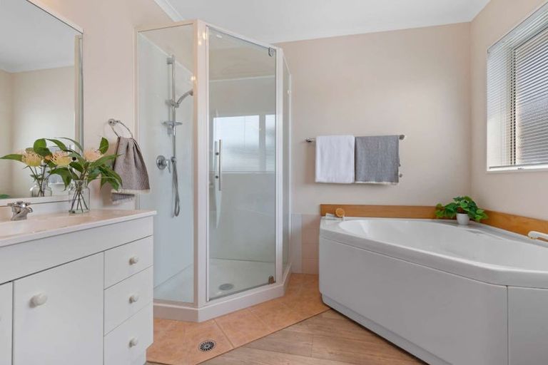 Photo of property in 12b Lewis Road, Lynmore, Rotorua, 3010