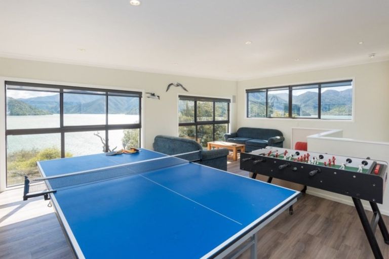 Photo of property in 712 Moetapu Bay Road, Moetapu Bay, Picton, 7282