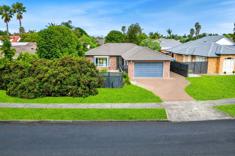 Photo of property in 58 Wattle Farm Road, Wattle Downs, Auckland, 2103