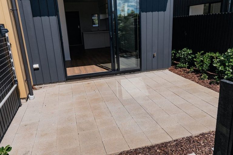 Photo of property in 32/47a Huntington Drive, Huntington Park, Auckland, 2013