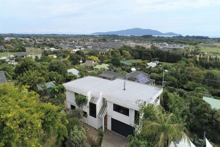 Photo of property in 136 Winara Avenue, Waikanae, 5036