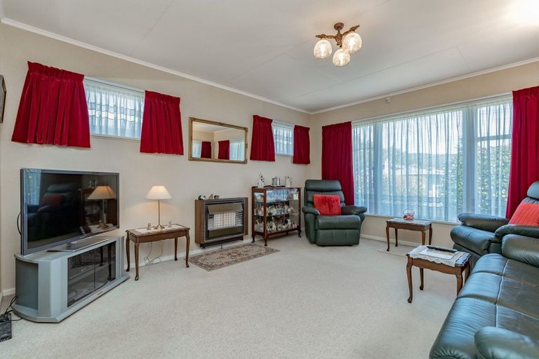 Photo of property in 225 Taita Drive, Avalon, Lower Hutt, 5011