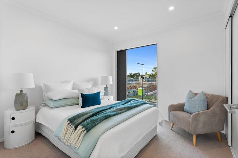 Photo of property in 40 Cambie Avenue, Red Beach, 0932