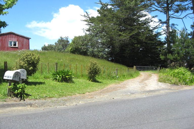 Photo of property in 15 Pitt Road, Runciman, Drury, 2578