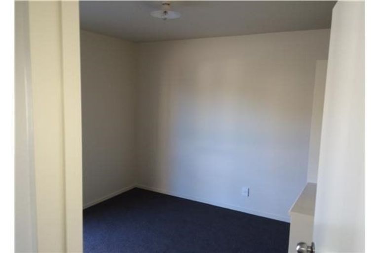 Photo of property in 120c Elizabeth Street, Riccarton, Christchurch, 8041