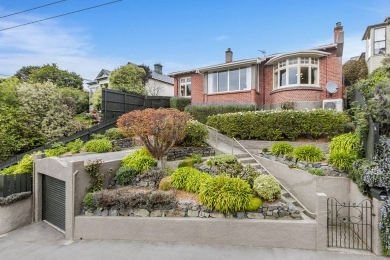 Photo of property in 17 Hawthorn Avenue, Mornington, Dunedin, 9011