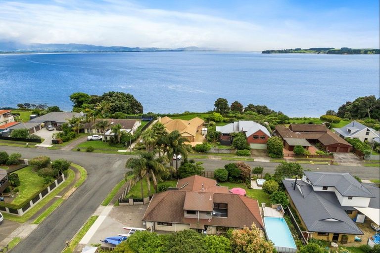 Photo of property in 35 Ruamoana Place, Omokoroa, 3114