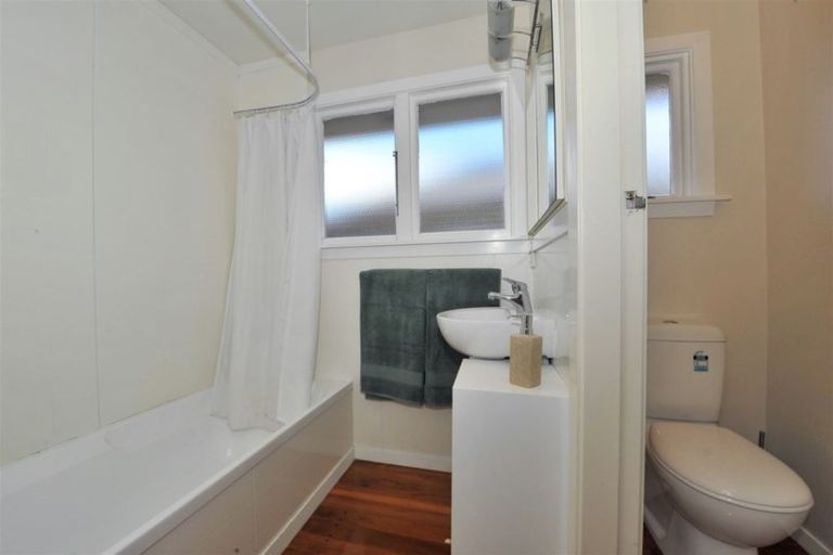 Photo of property in 19 Dunster Street, Burnside, Christchurch, 8053