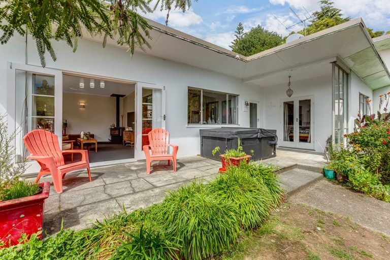 Photo of property in 136 Hine Road, Wainuiomata, Lower Hutt, 5014