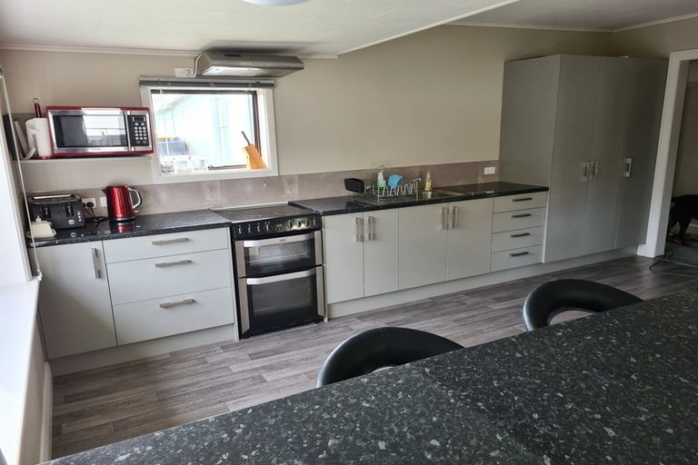 Photo of property in 27 Hawkswood Street, Waiau, 7332