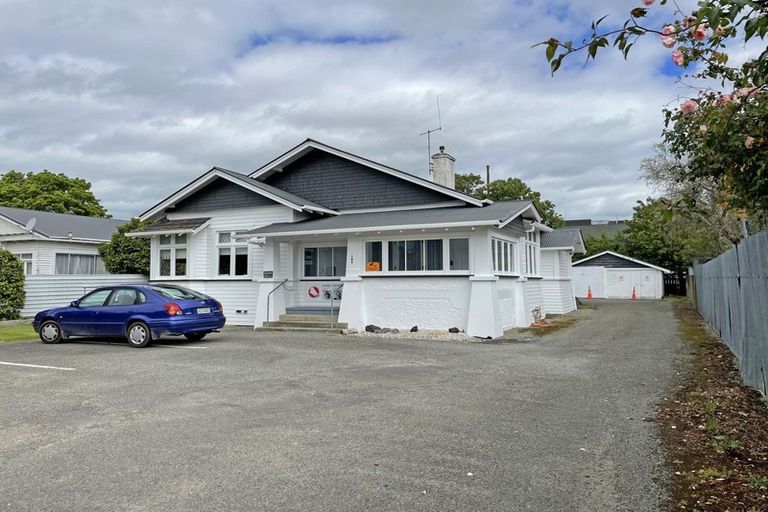 Photo of property in 184 Grey Street, Palmerston North, 4414