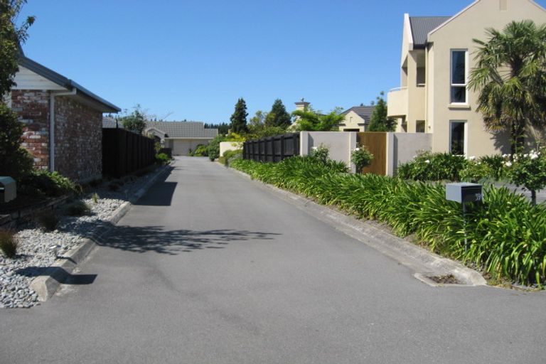 Photo of property in 31 Lexington Place, Shirley, Christchurch, 8061