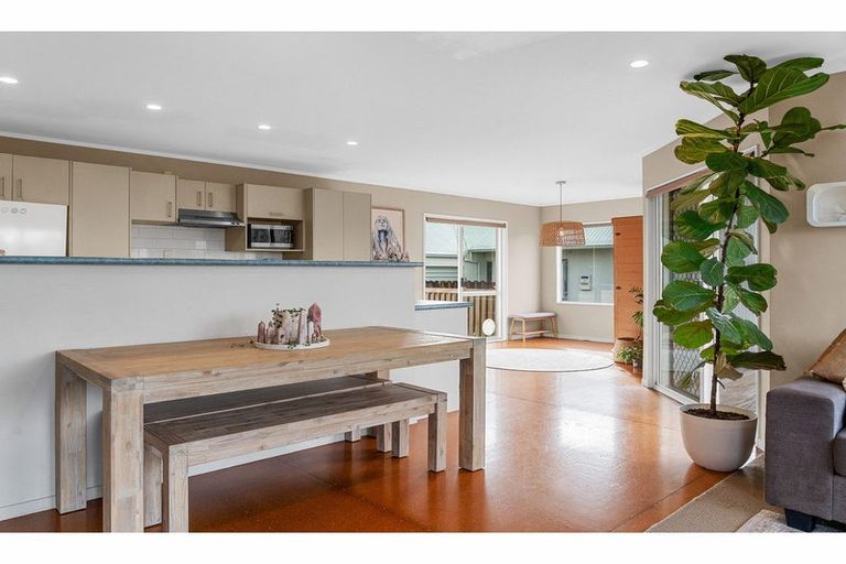 Photo of property in 20 Rimmington Drive, Hamilton Lake, Hamilton, 3204