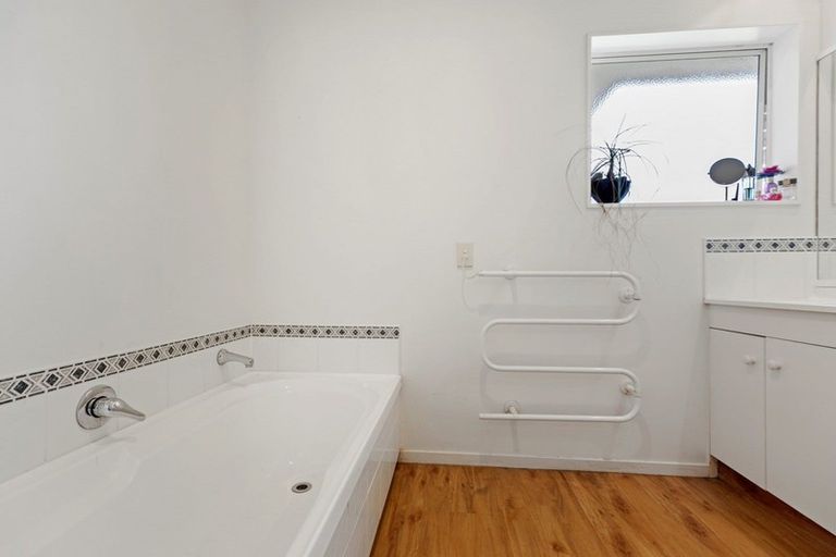 Photo of property in 59a Bayfair Drive, Mount Maunganui, 3116