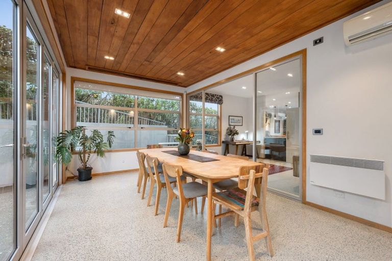 Photo of property in 2 Arakan Way, Khandallah, Wellington, 6035