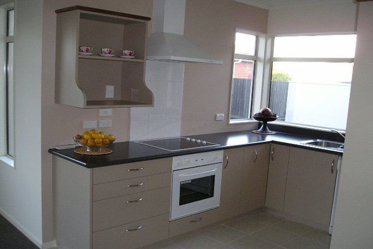 Photo of property in 2/383 Ilam Road, Bryndwr, Christchurch, 8053