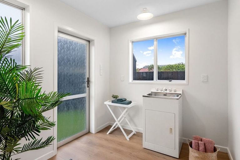 Photo of property in 19 Wyon Street, Linwood, Christchurch, 8062