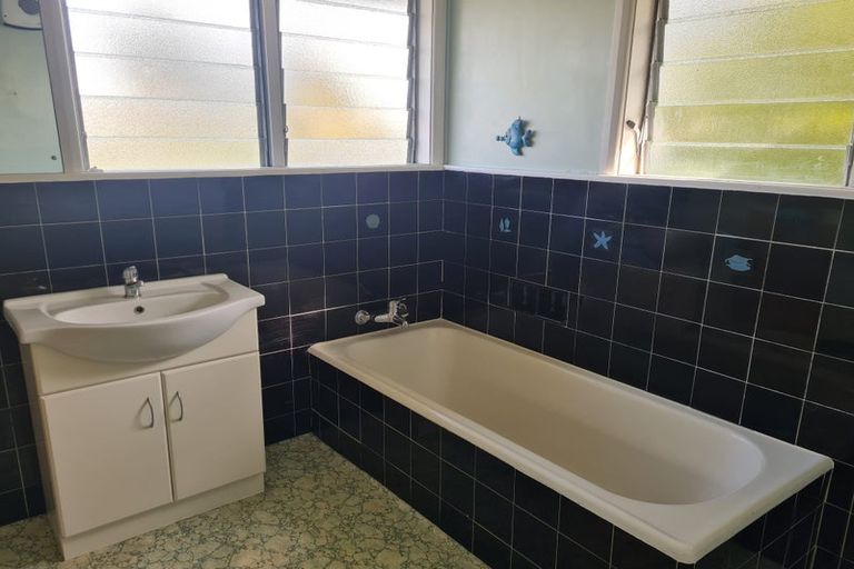 Photo of property in 10-12 Awanui Street, Birkenhead, Auckland, 0626