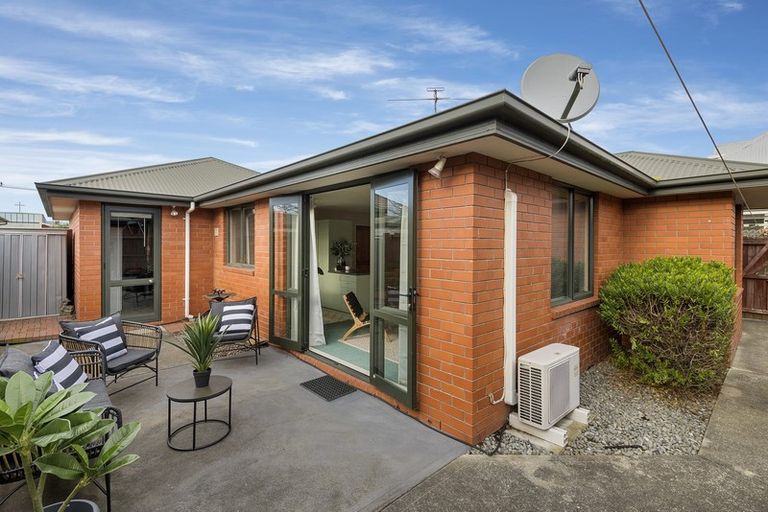 Photo of property in 101b Avonhead Road, Avonhead, Christchurch, 8042
