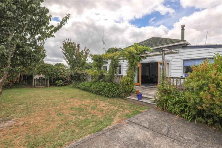 Photo of property in 11 Waikato Esplanade, Ngaruawahia, 3720
