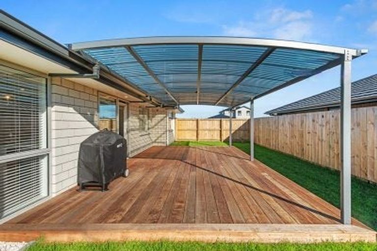 Photo of property in 25 Keerangi Place, Rototuna North, Hamilton, 3210