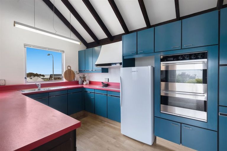 Photo of property in 19 Santa Maria Avenue, Mount Pleasant, Christchurch, 8081