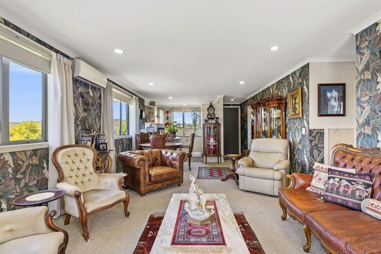 Photo of property in Waterview Estate, 1/4 Greystone Place, Omokoroa, 3114