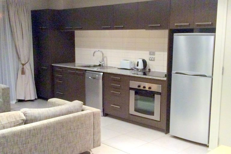 Photo of property in Shoal Haven Apartments, 112a/130 Anzac Street, Takapuna, Auckland, 0622