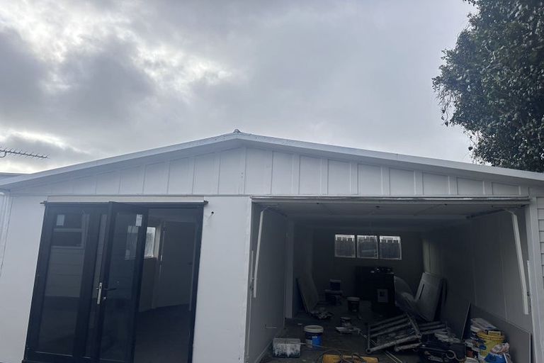 Photo of property in 11 Tuna Place, Manurewa, Auckland, 2102