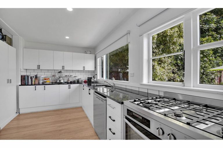 Photo of property in 309 Eastern Terrace, Sydenham, Christchurch, 8023