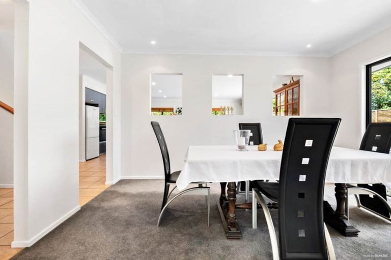 Photo of property in 83 Marina View Drive, West Harbour, Auckland, 0618