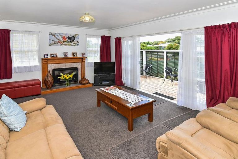 Photo of property in 5 Claymore Street, Manurewa, Auckland, 2102