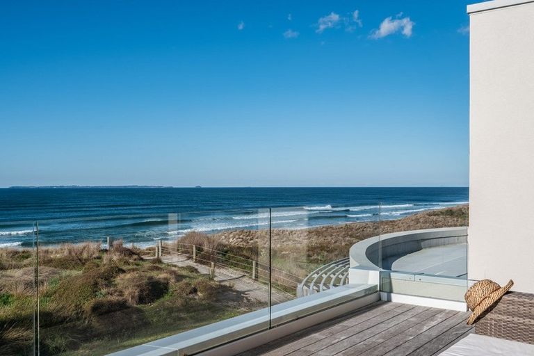 Photo of property in 341a Oceanbeach Road, Mount Maunganui, 3116