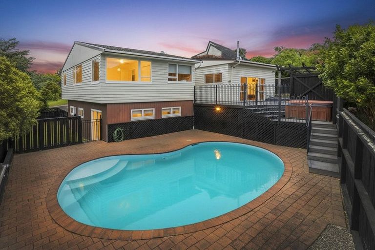 Photo of property in 2 Capstan Lane, Whitby, Porirua, 5024