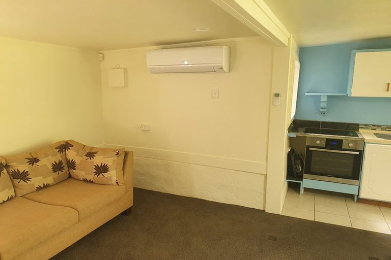 Photo of property in 137 Motutara Road, Muriwai, Waimauku, 0881