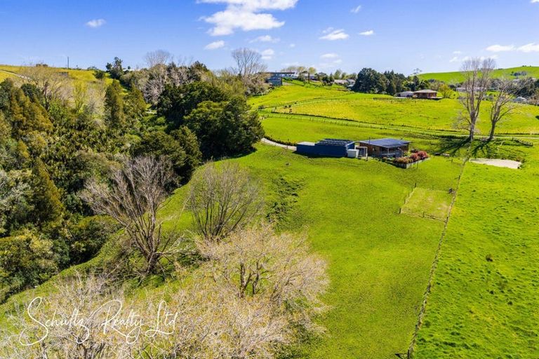 Photo of property in 32 Nikau Lane, Maungaturoto, 0520