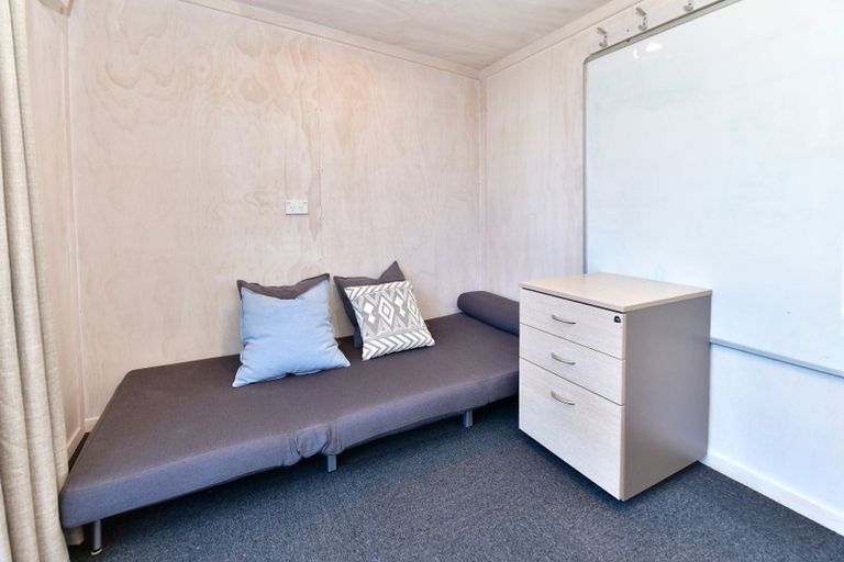 Photo of property in 1/9 Capitol Road, Matakatia, Whangaparaoa, 0930