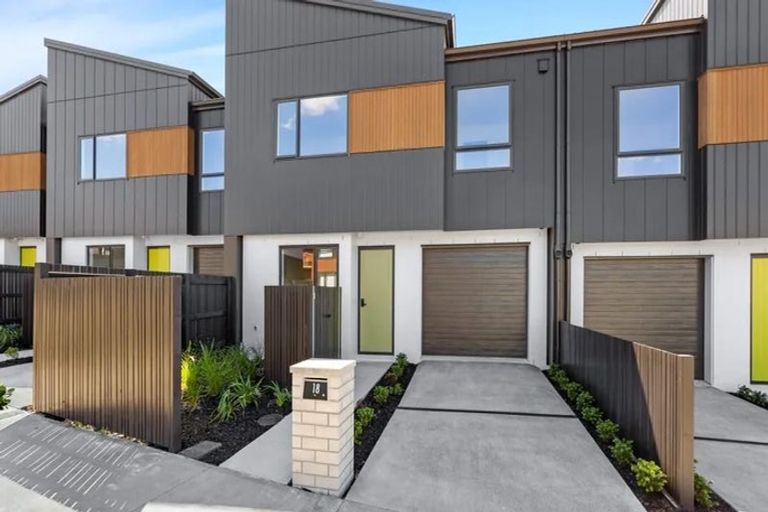 Photo of property in 16 Hema Road, Hobsonville, Auckland, 0616