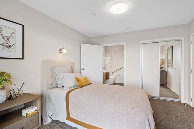 Photo of property in 98b/30 Ambassador Glade, Orewa, 0931