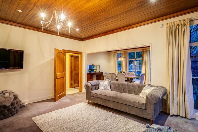 Photo of property in 365 Stuart Street, Roslyn, Dunedin, 9010